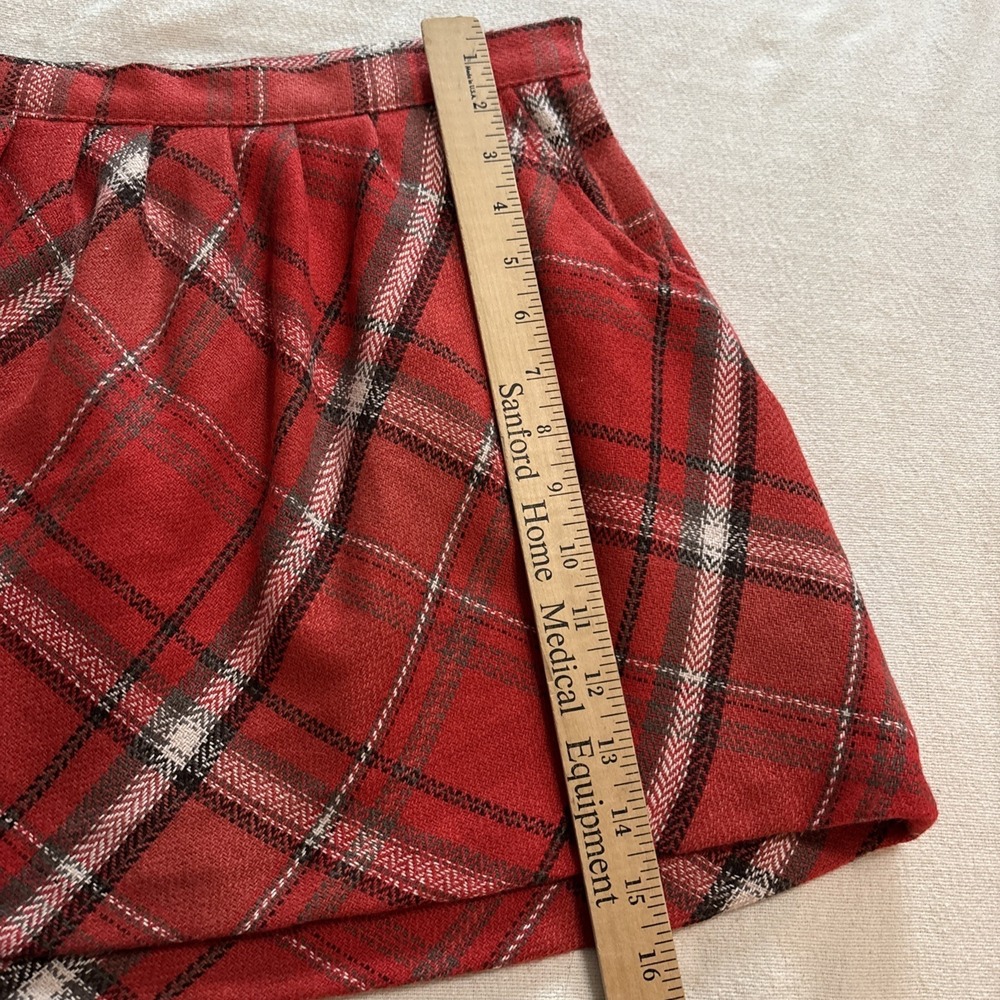 Old Navy Wool Blend Mini Skirt Red Gray Plaid Lined  Women's Size 4 Y2K Academia - Picture 4 of 7